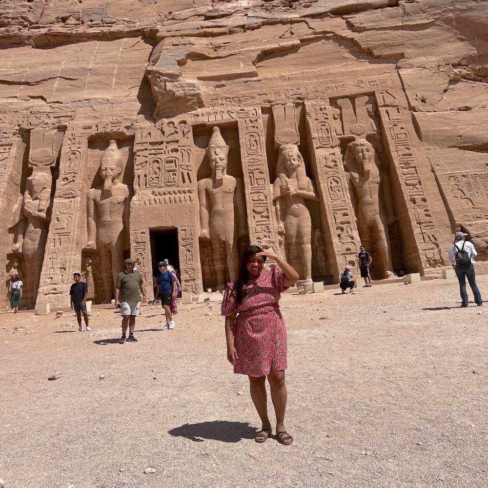 Meet your Posher, Desay